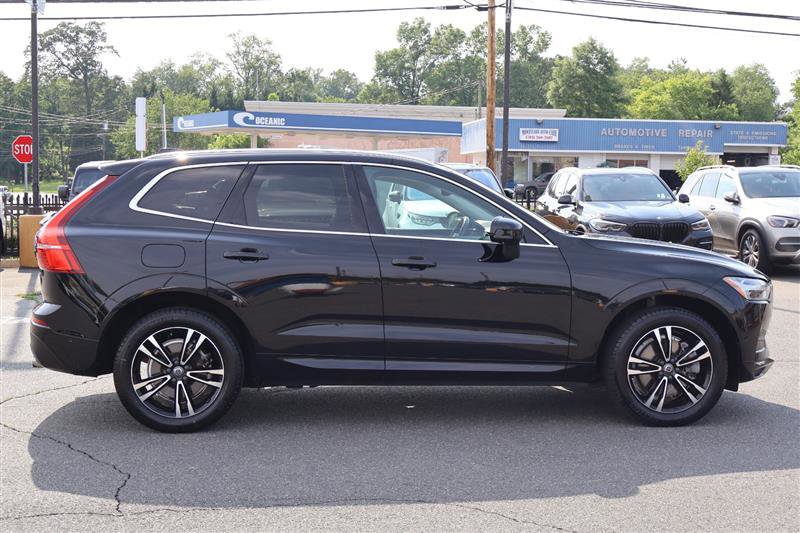 Vehicle image 4 of 35