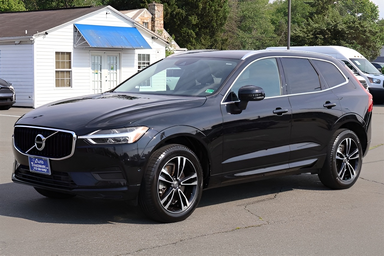 Vehicle image 28 of 35