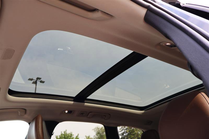 Vehicle image 15 of 35