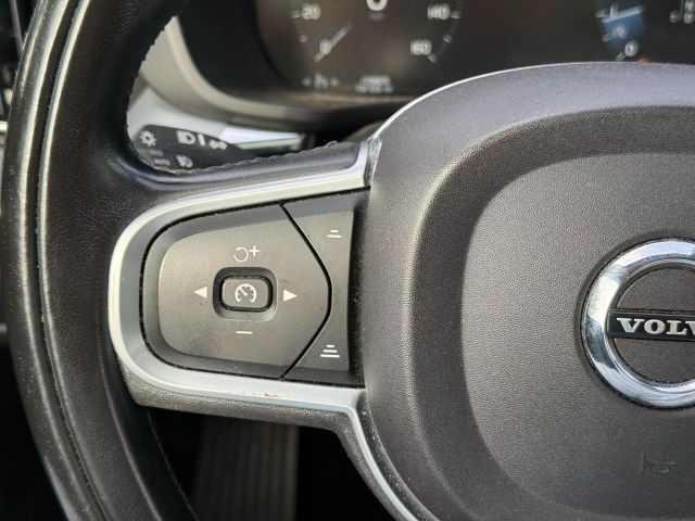 Vehicle image 36 of 37