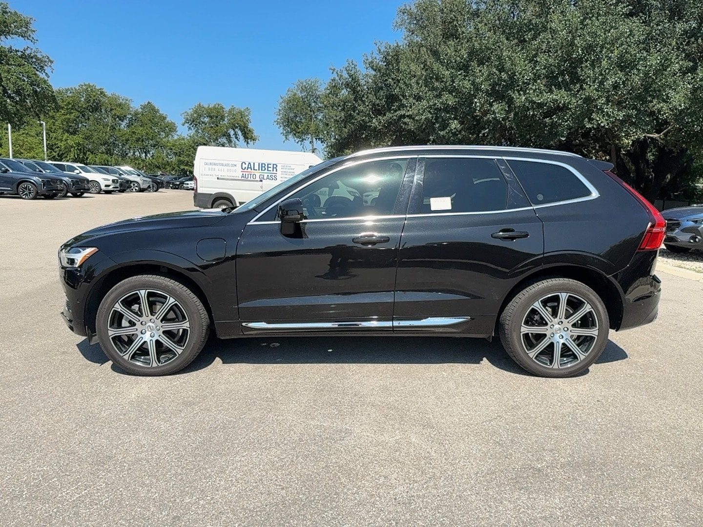 2018 Volvo XC60 Inscription Image 8 of 24