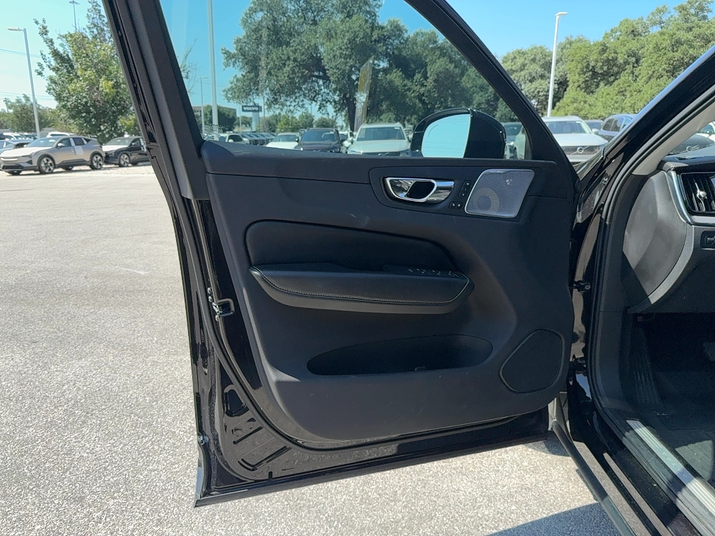 2018 Volvo XC60 Inscription Image 21 of 24
