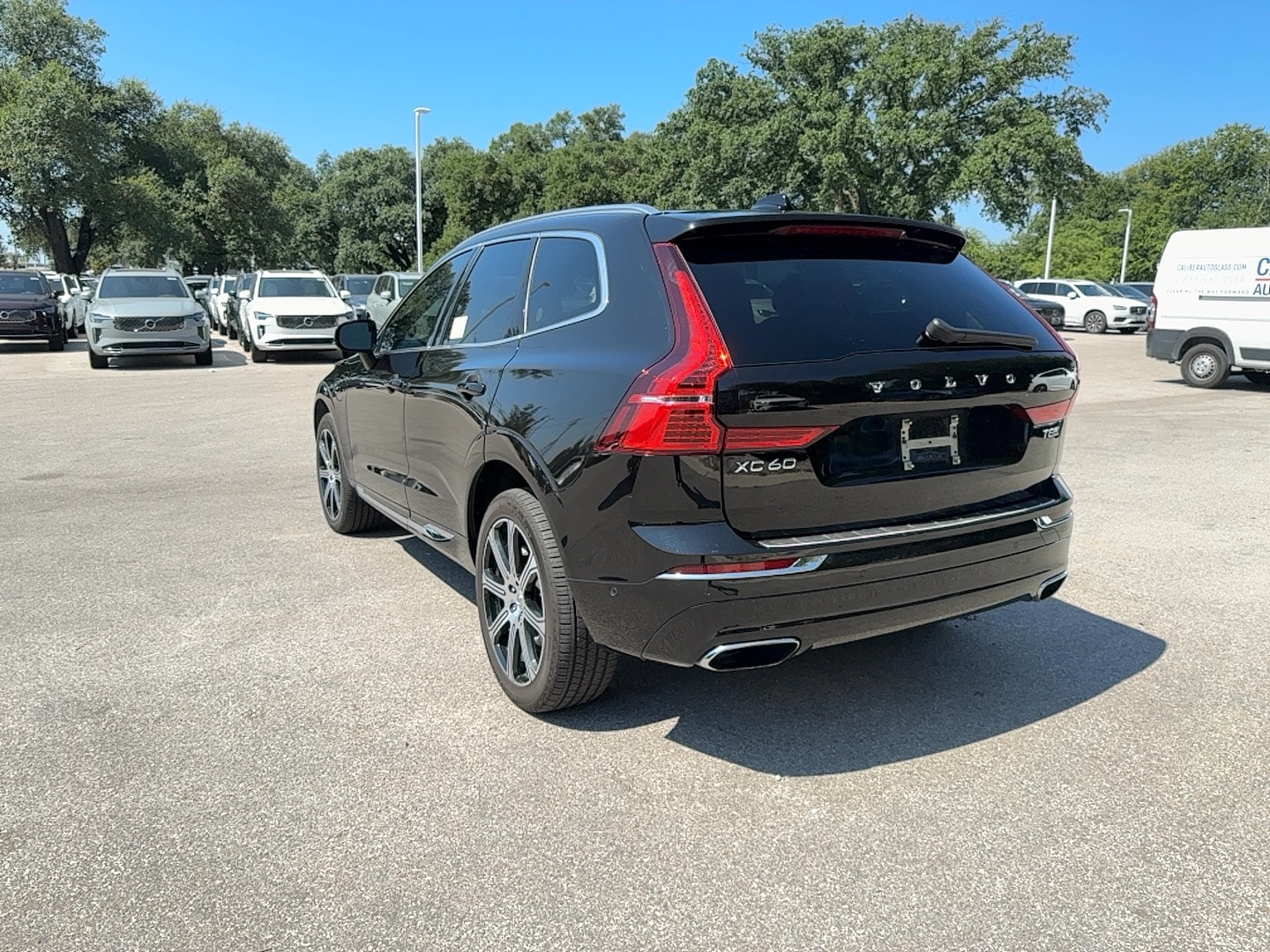 2018 Volvo XC60 Inscription Image 7 of 24