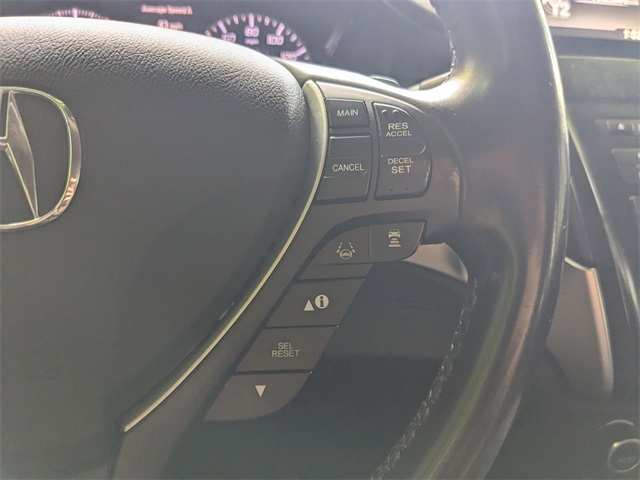 Vehicle image 21 of 28