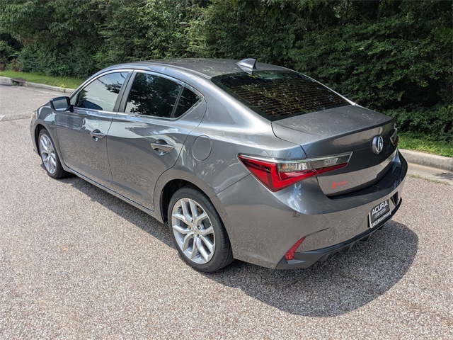 Vehicle image 6 of 28