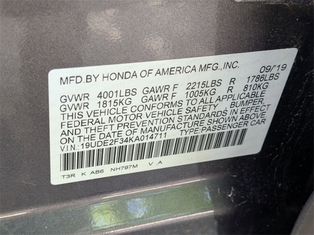 Vehicle image 22 of 28
