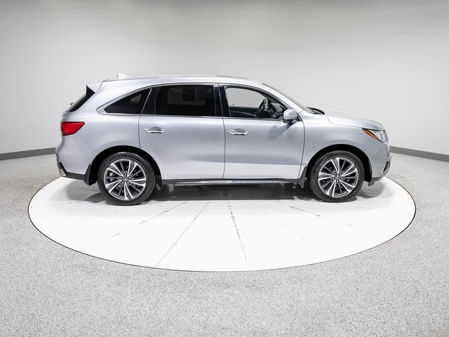 Vehicle image 5 of 42