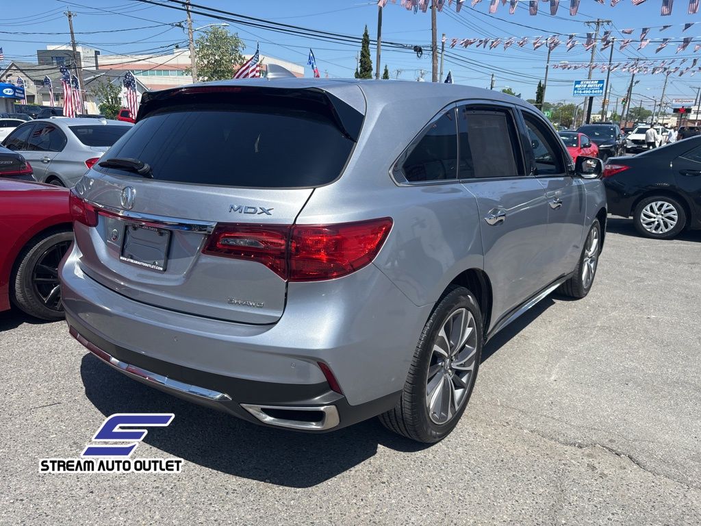 Vehicle image 6 of 40