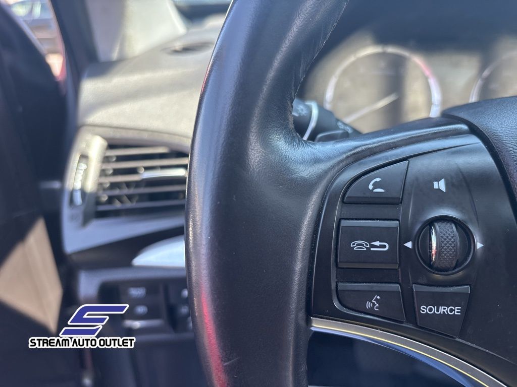 Vehicle image 31 of 40