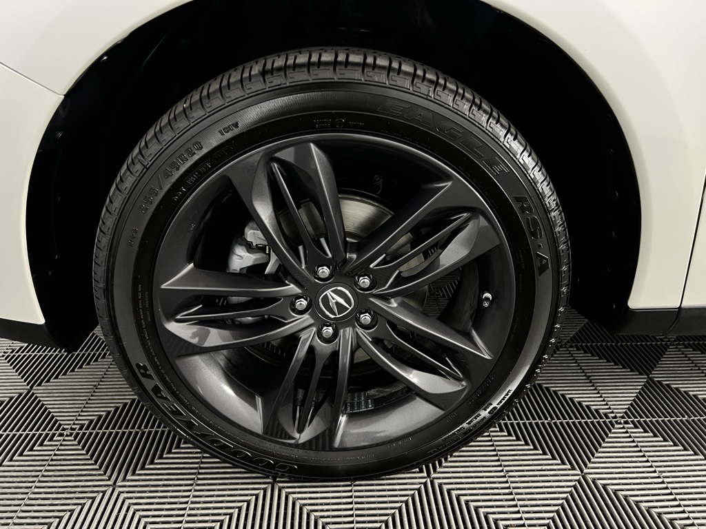 Vehicle image 11 of 52