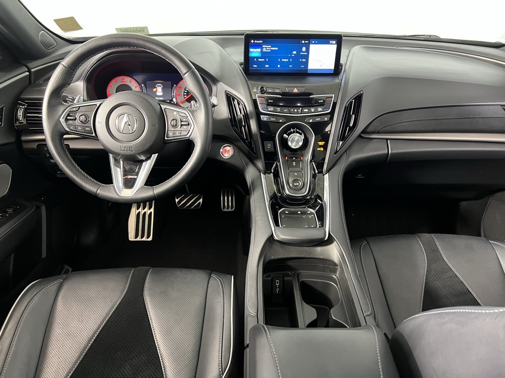 Vehicle image 18 of 52