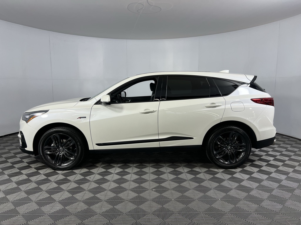 Vehicle image 9 of 52