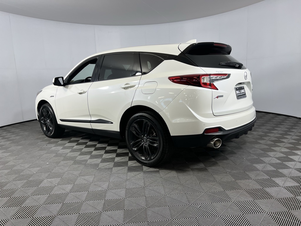 Vehicle image 8 of 52