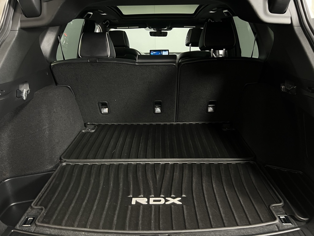 Vehicle image 12 of 52