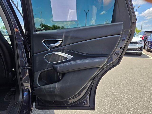 Vehicle image 42 of 47