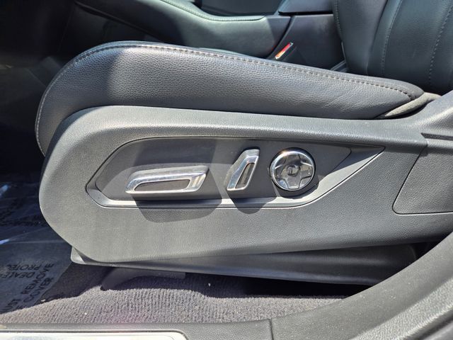 Vehicle image 24 of 47
