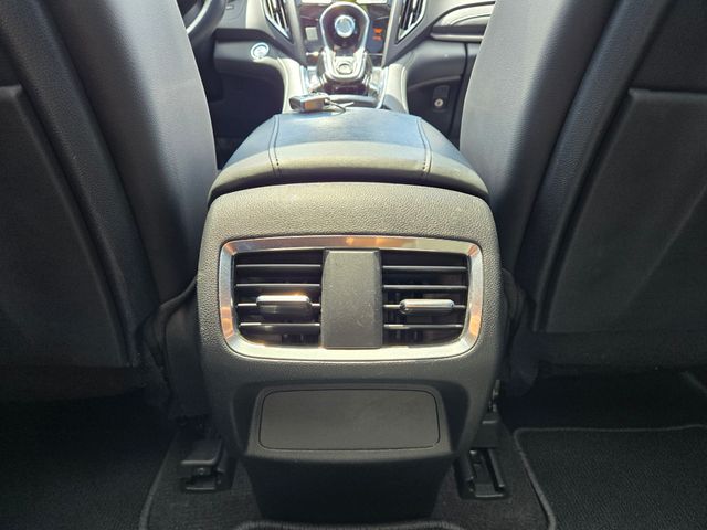 Vehicle image 40 of 47