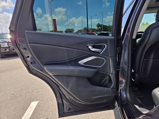 Vehicle image 38 of 47