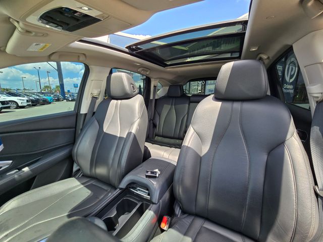 Vehicle image 26 of 47