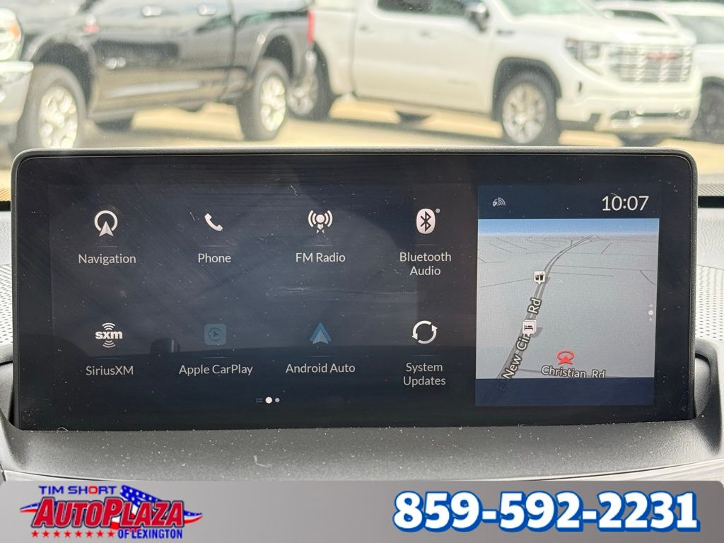 Vehicle image 21 of 36