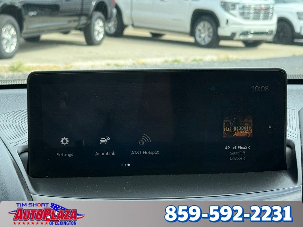 Vehicle image 29 of 36
