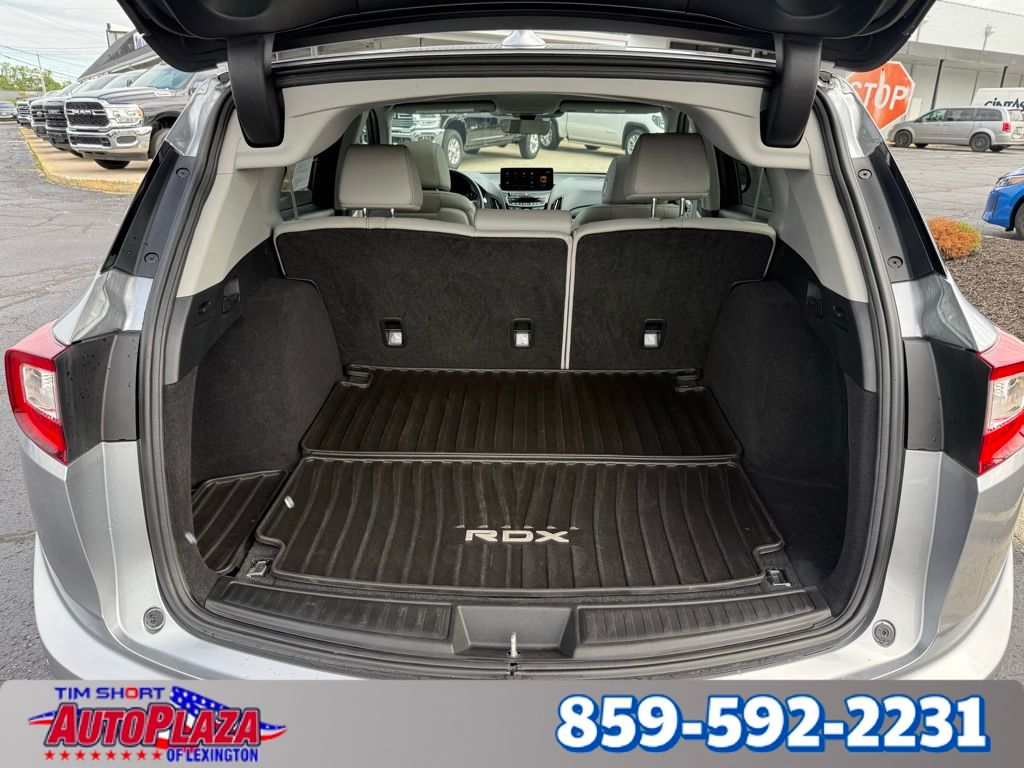 Vehicle image 11 of 36