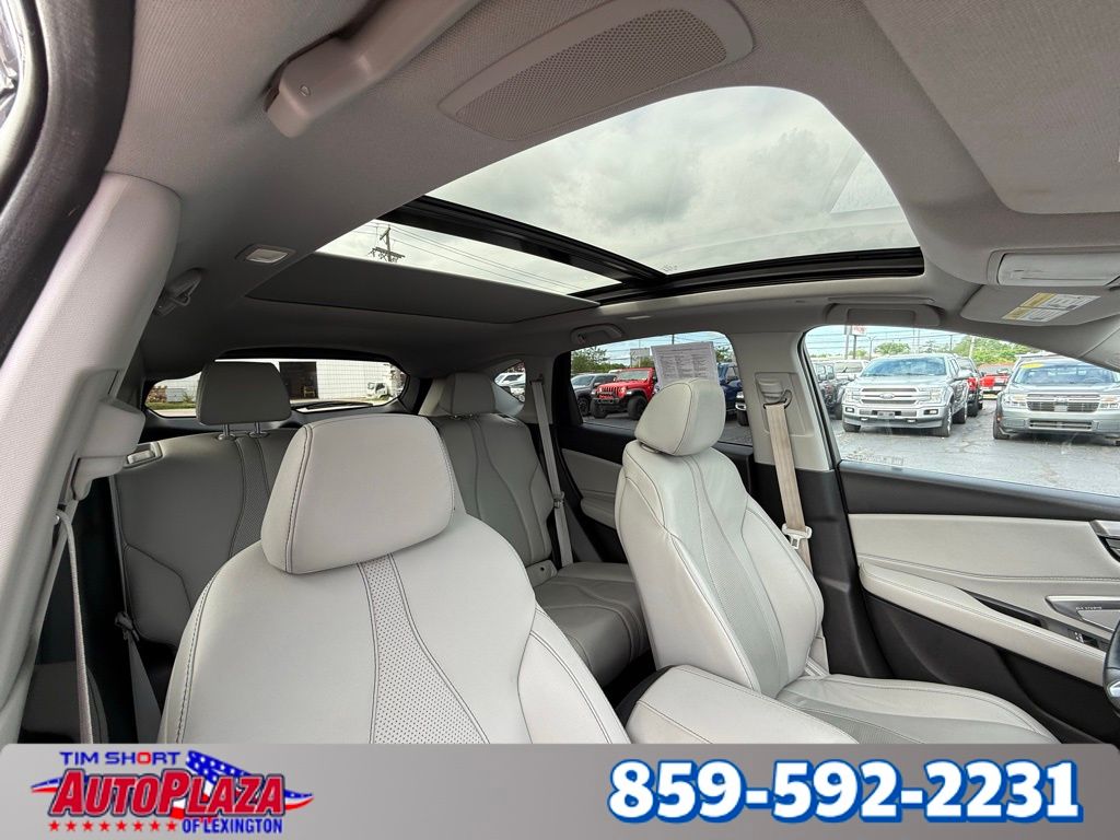 Vehicle image 15 of 36