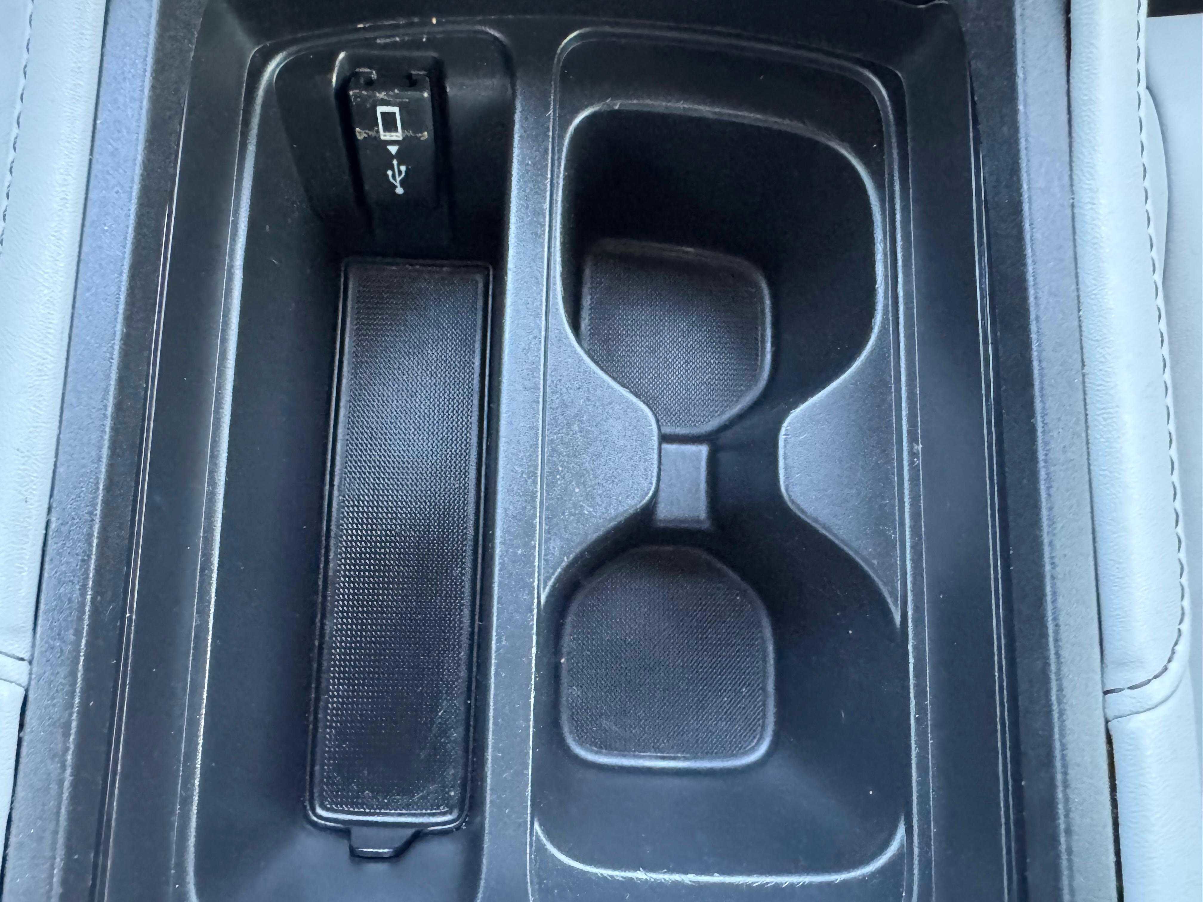 Vehicle image 59 of 83
