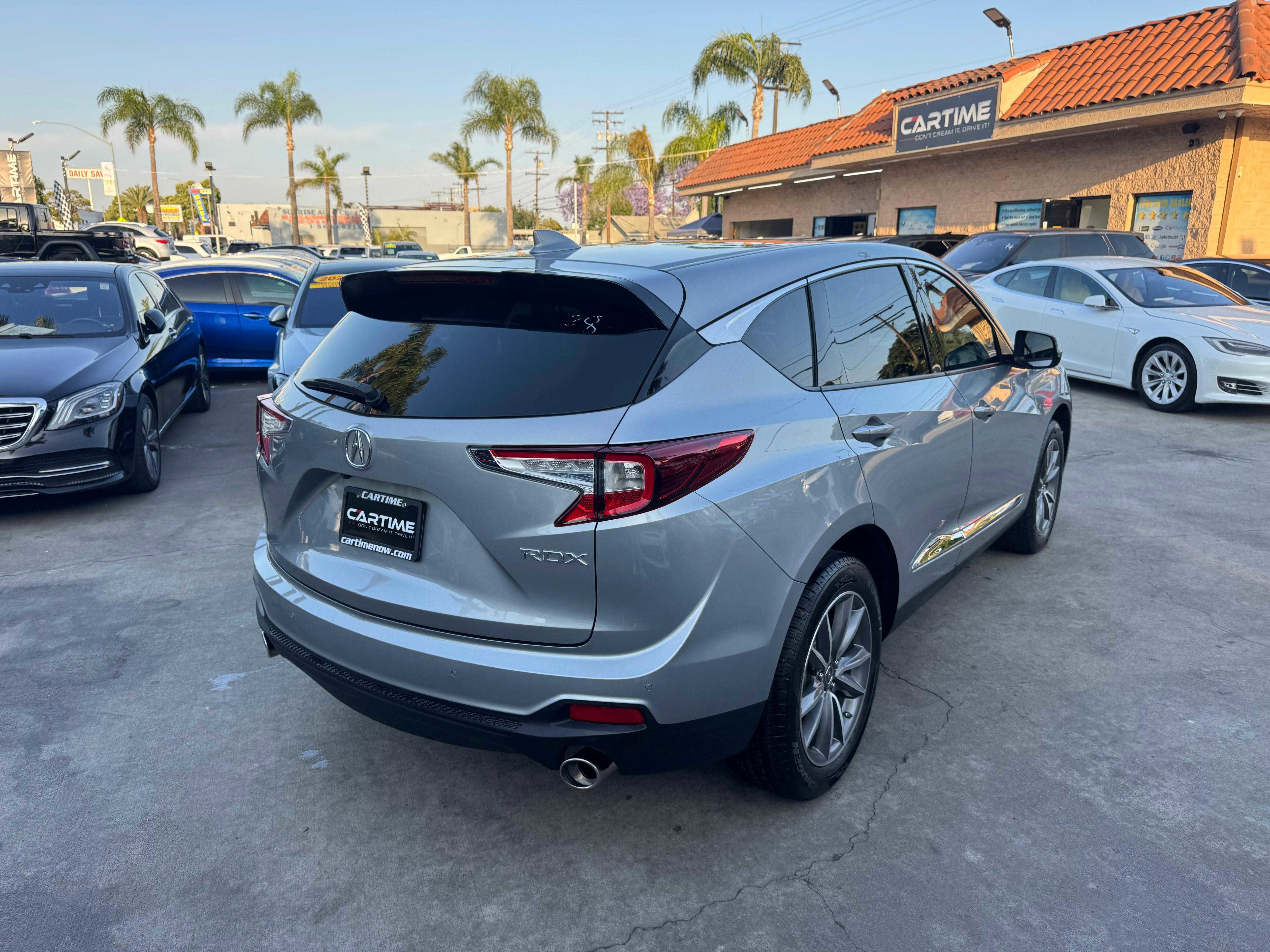 Vehicle image 9 of 83