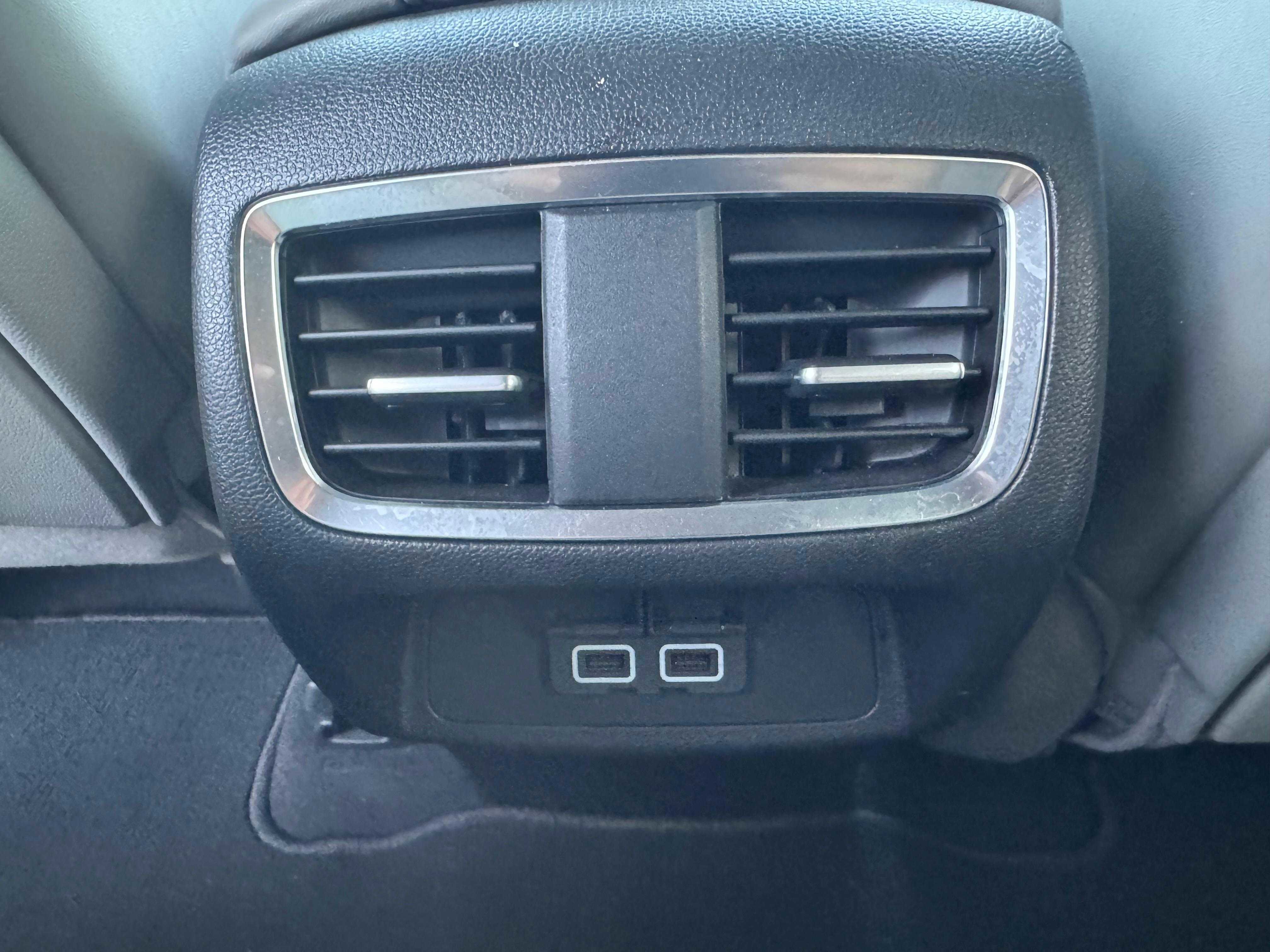 Vehicle image 82 of 83