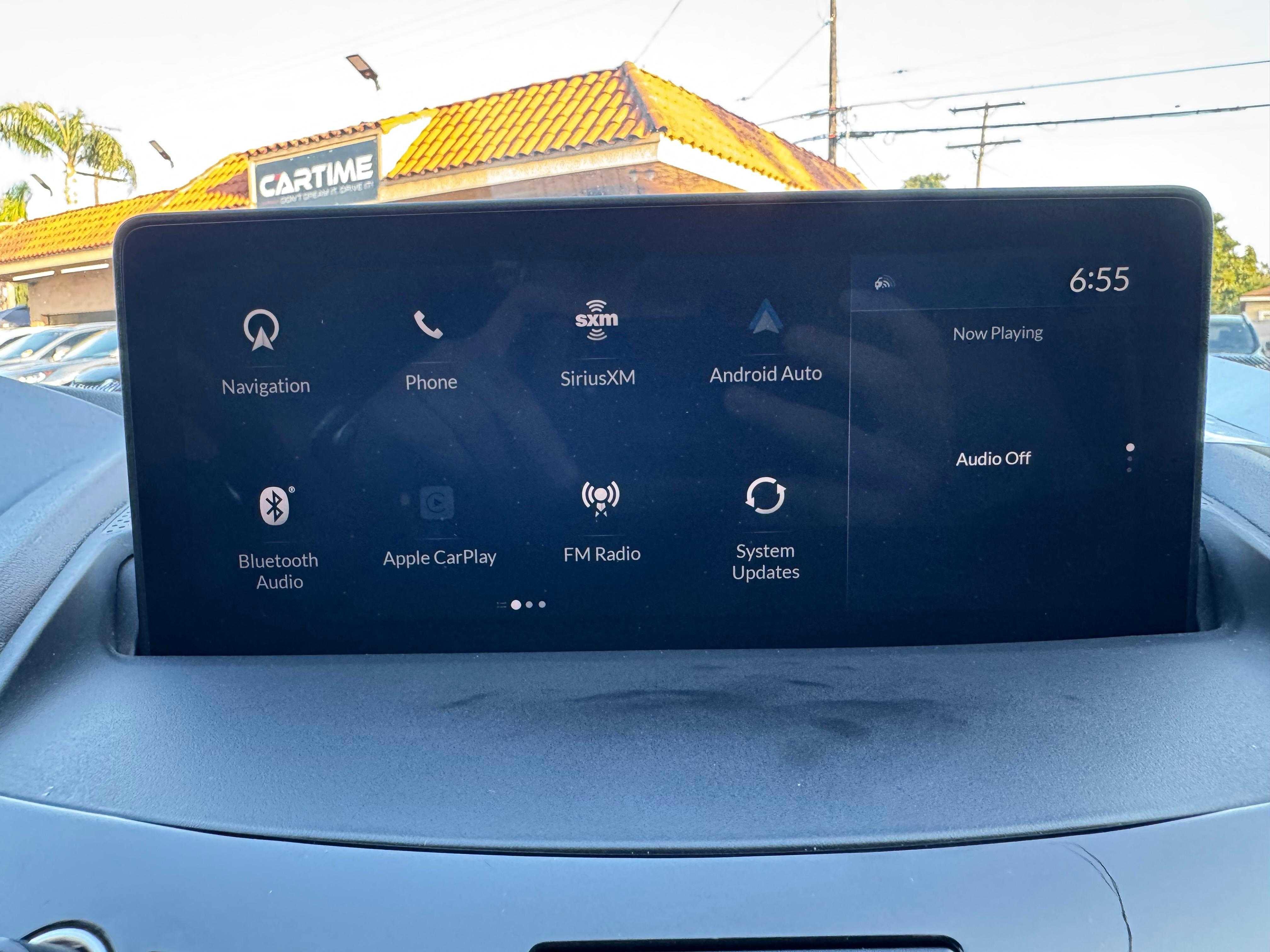 Vehicle image 62 of 83