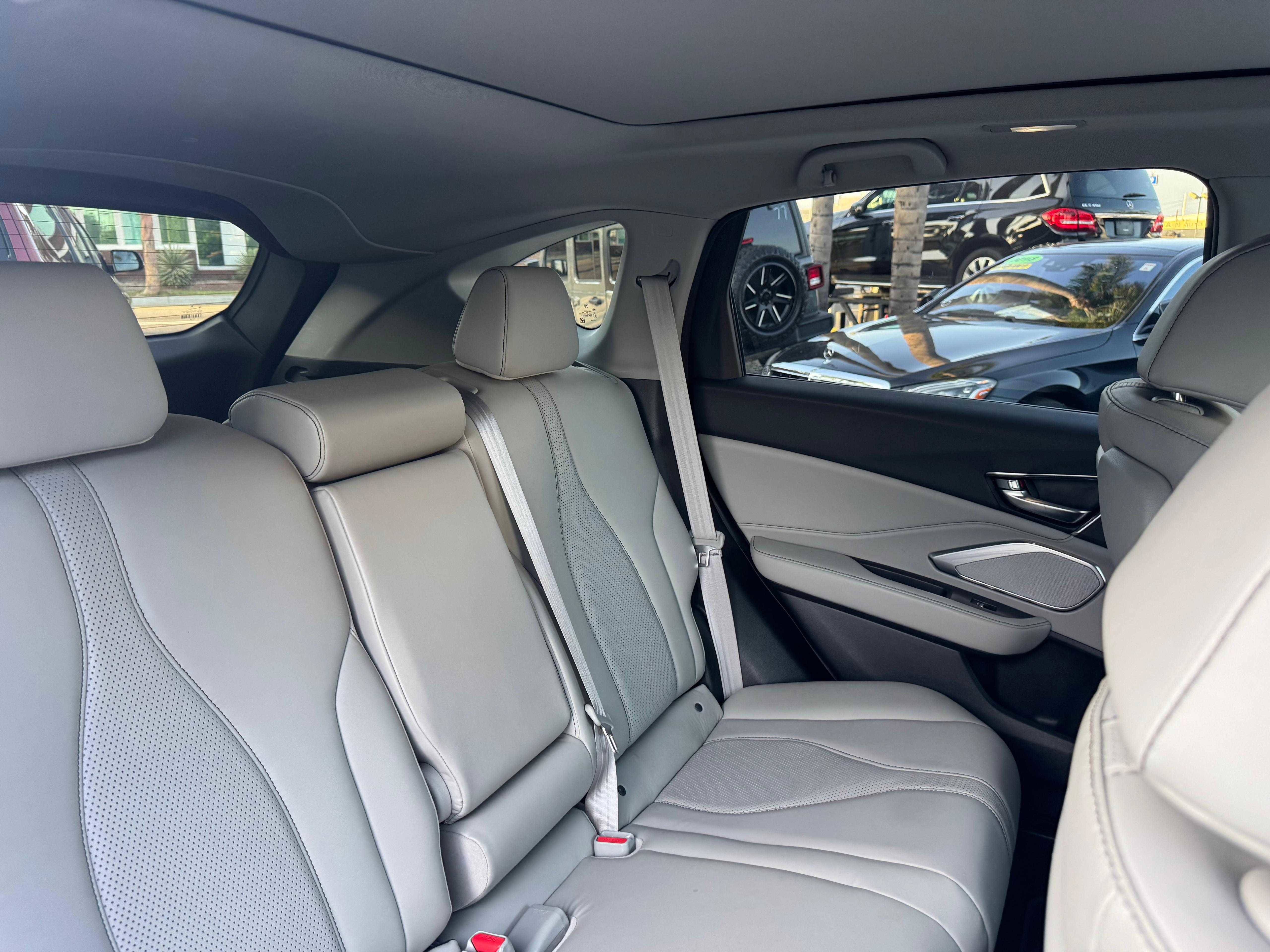 Vehicle image 49 of 83