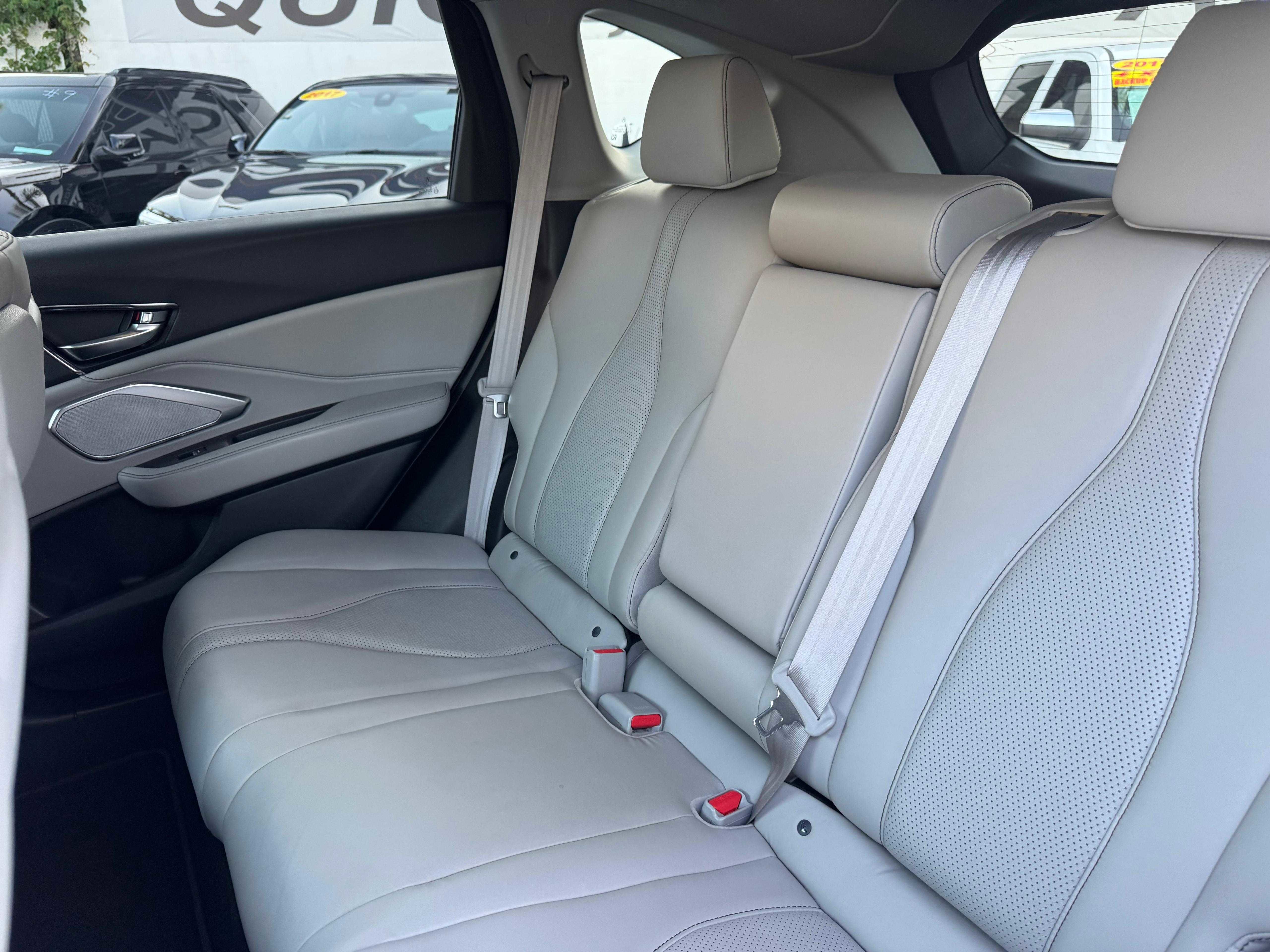 Vehicle image 45 of 83