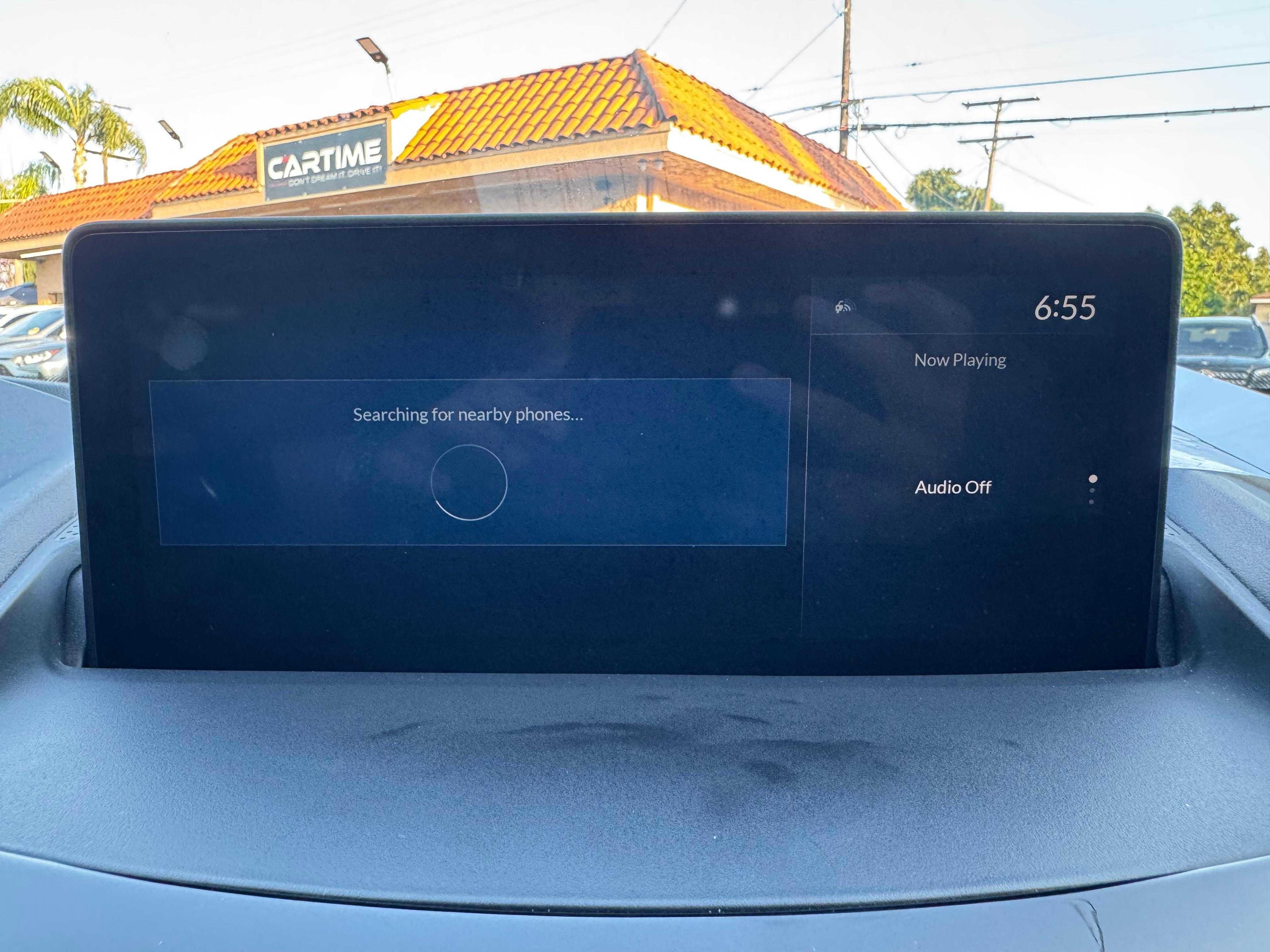 Vehicle image 63 of 83