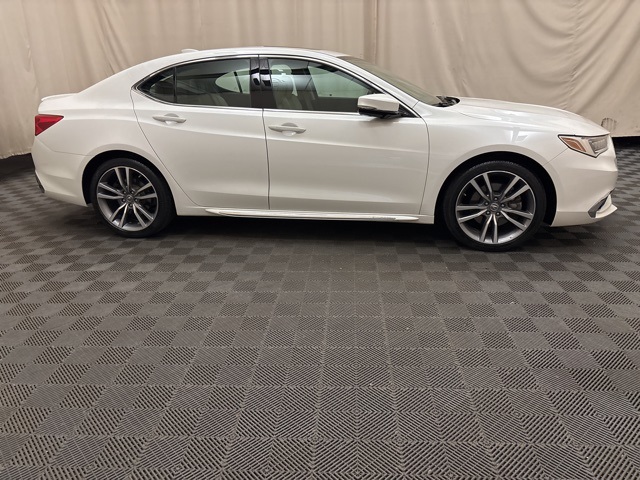 Vehicle image 5 of 28