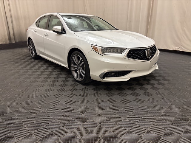Vehicle image 4 of 28