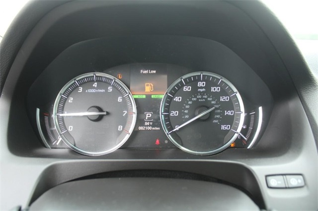 Vehicle image 18 of 23