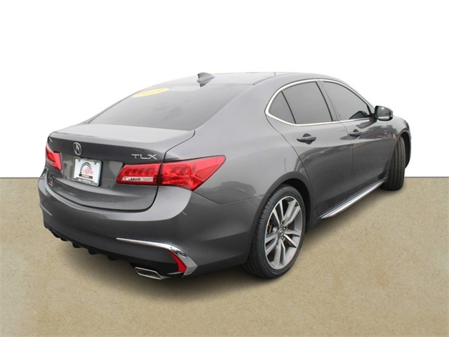 Vehicle image 5 of 23