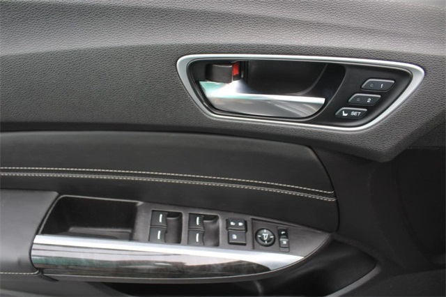 Vehicle image 15 of 23