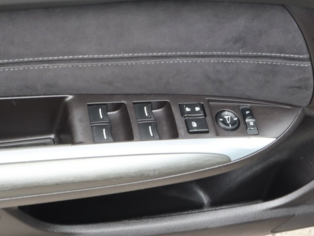 Vehicle image 27 of 57
