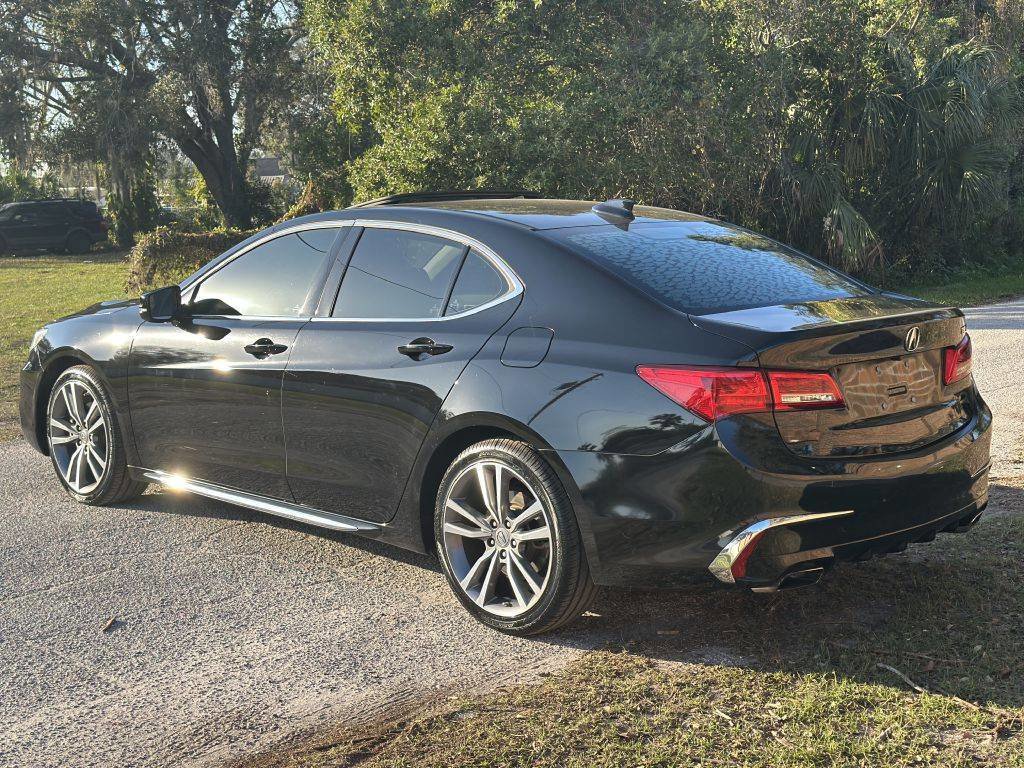 Vehicle image 6 of 14