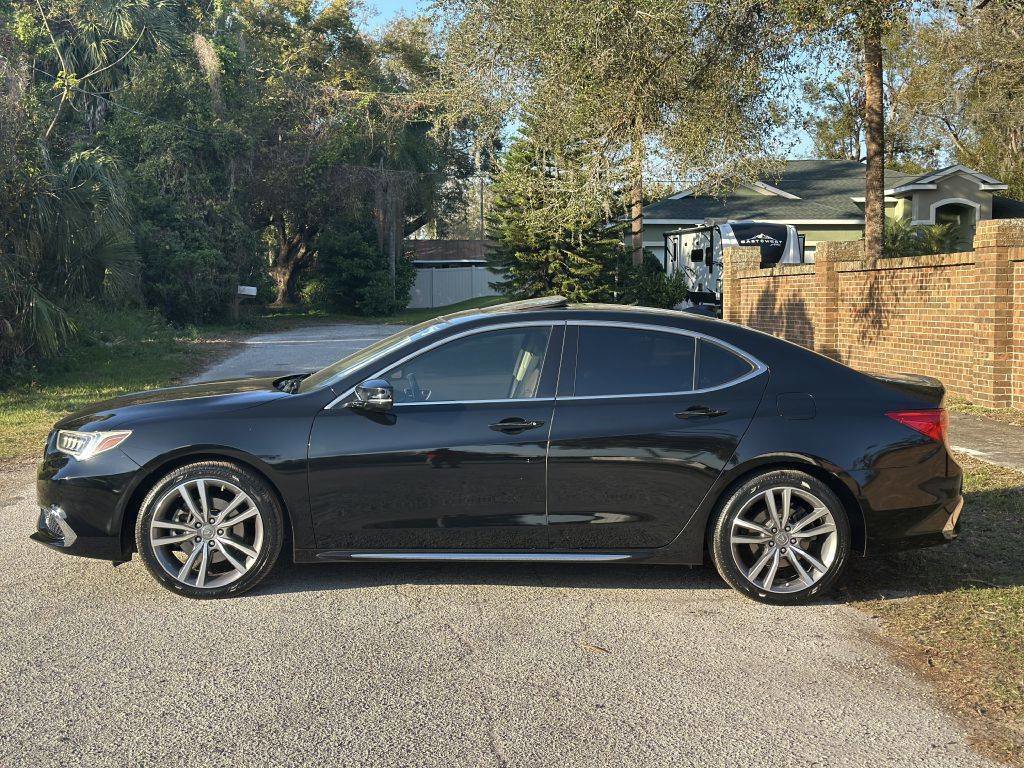 Vehicle image 7 of 14