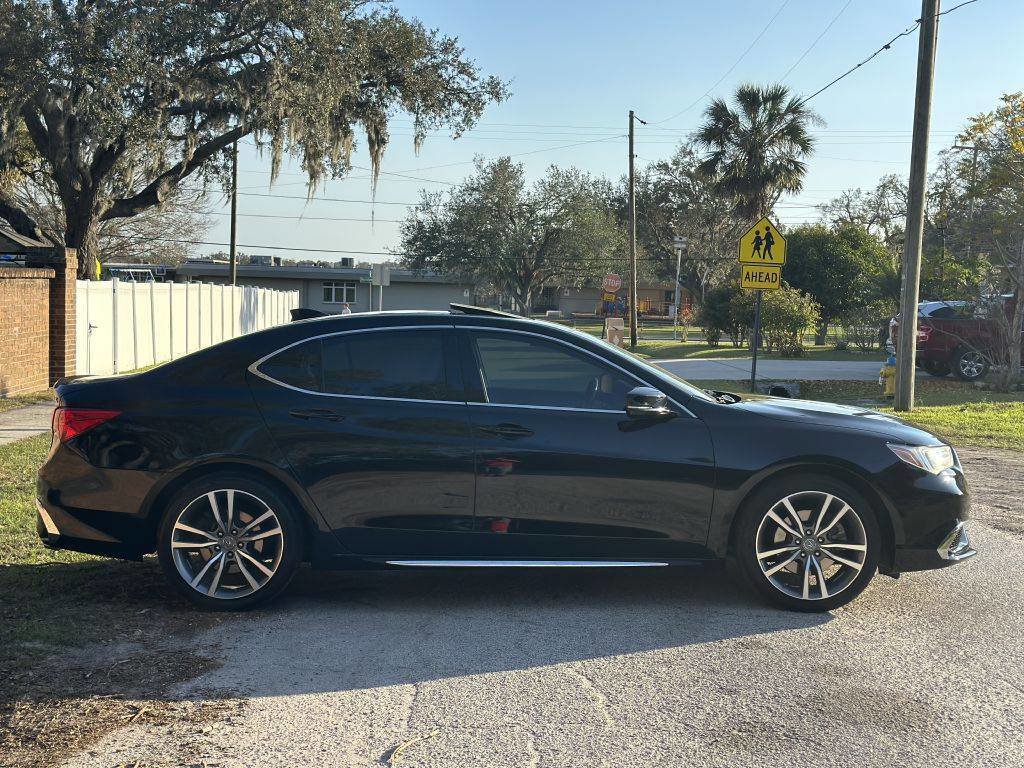 Vehicle image 3 of 14