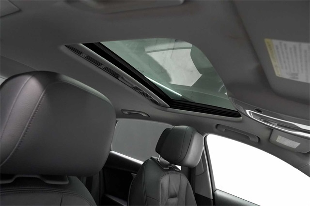 Vehicle image 13 of 30
