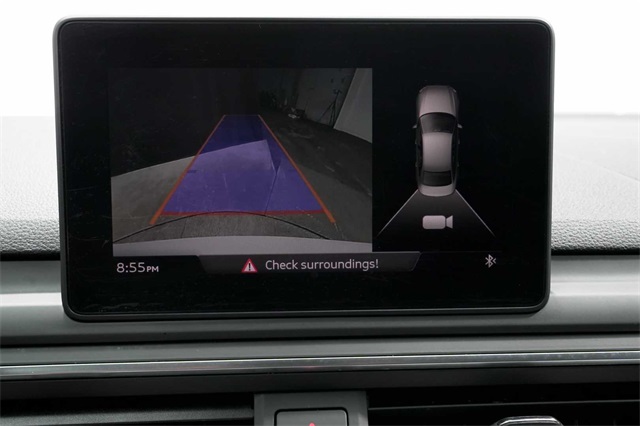 Vehicle image 17 of 30