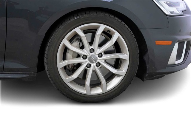 2019 Audi A4 Premium Image 9 of 30