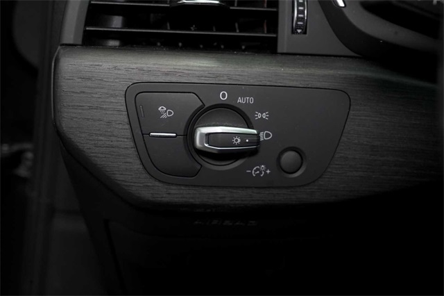 2019 Audi A4 Premium Image 27 of 30