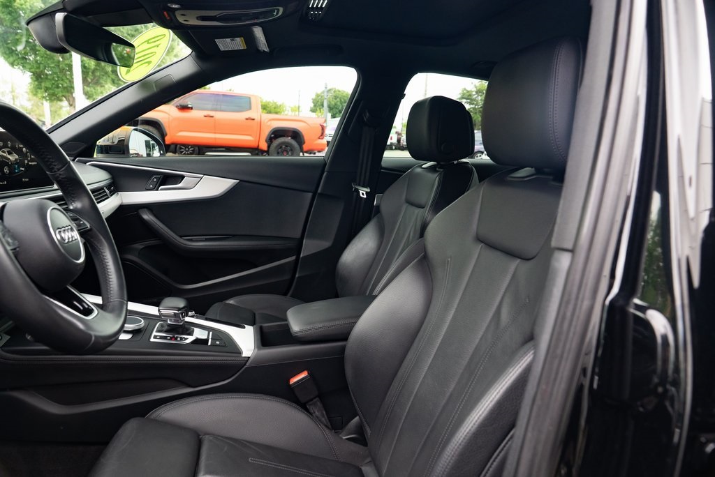 Vehicle image 22 of 29