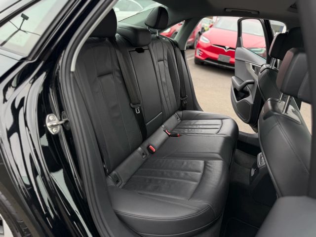 2019 Audi A4 Premium Image 9 of 25