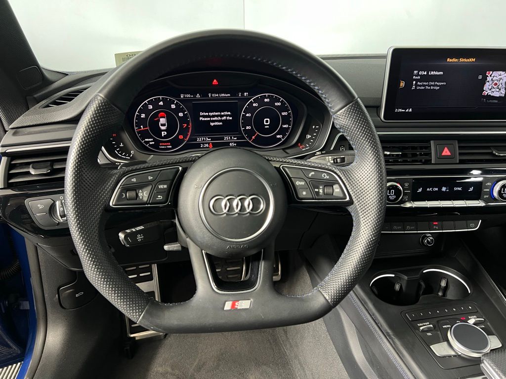 Vehicle image 29 of 45